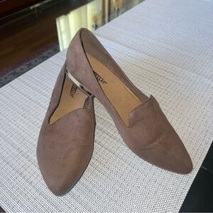 SEYCHELLES 🇸🇨 Brown Women's Loafers, pointed toe , size 9